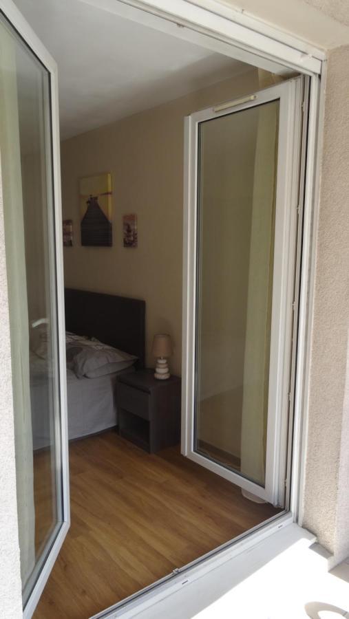Appart T2 Standing Tout Confort Avec Balcon - Parking En Option 里昂 外观 照片