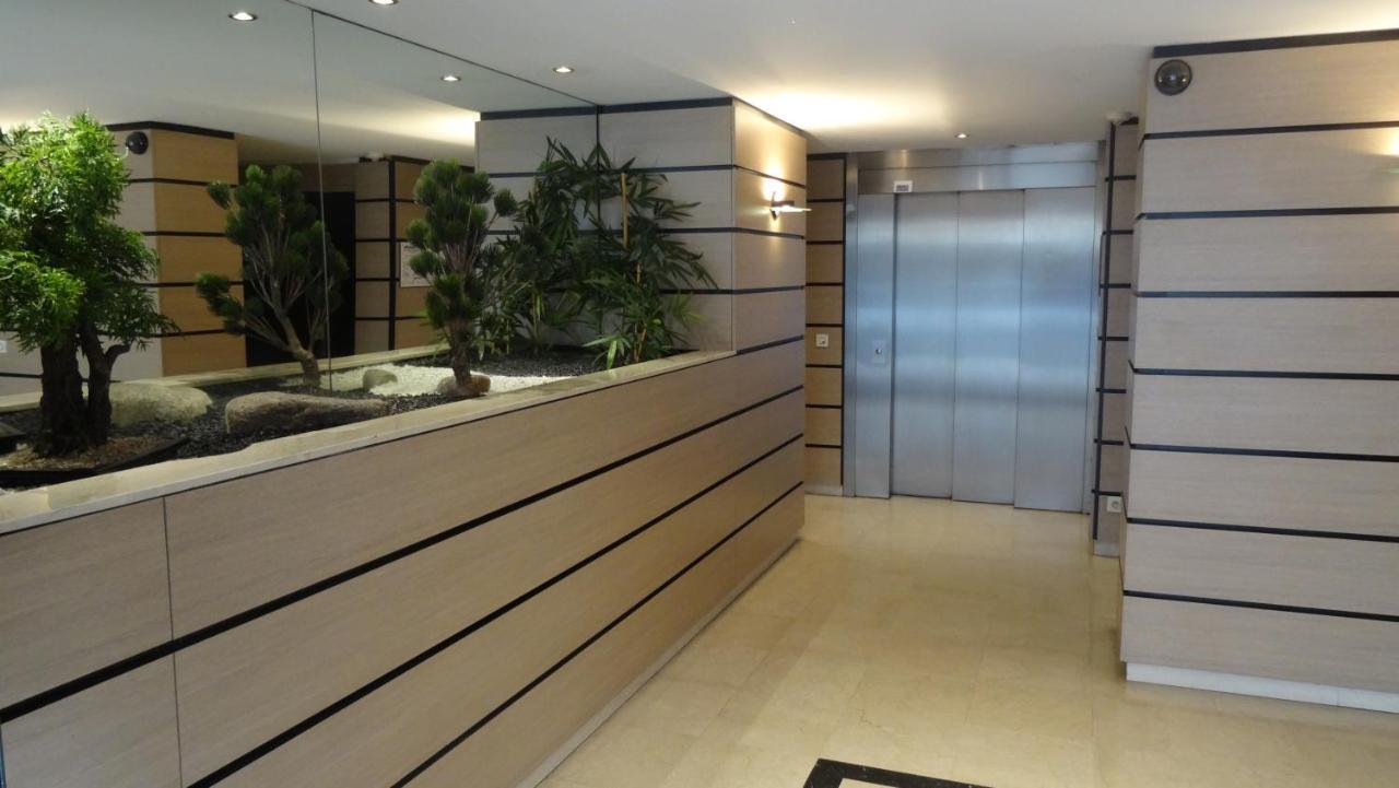 Appart T2 Standing Tout Confort Avec Balcon - Parking En Option 里昂 外观 照片